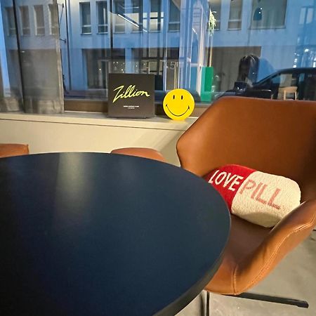 Moxy Antwerp酒店 外观 照片