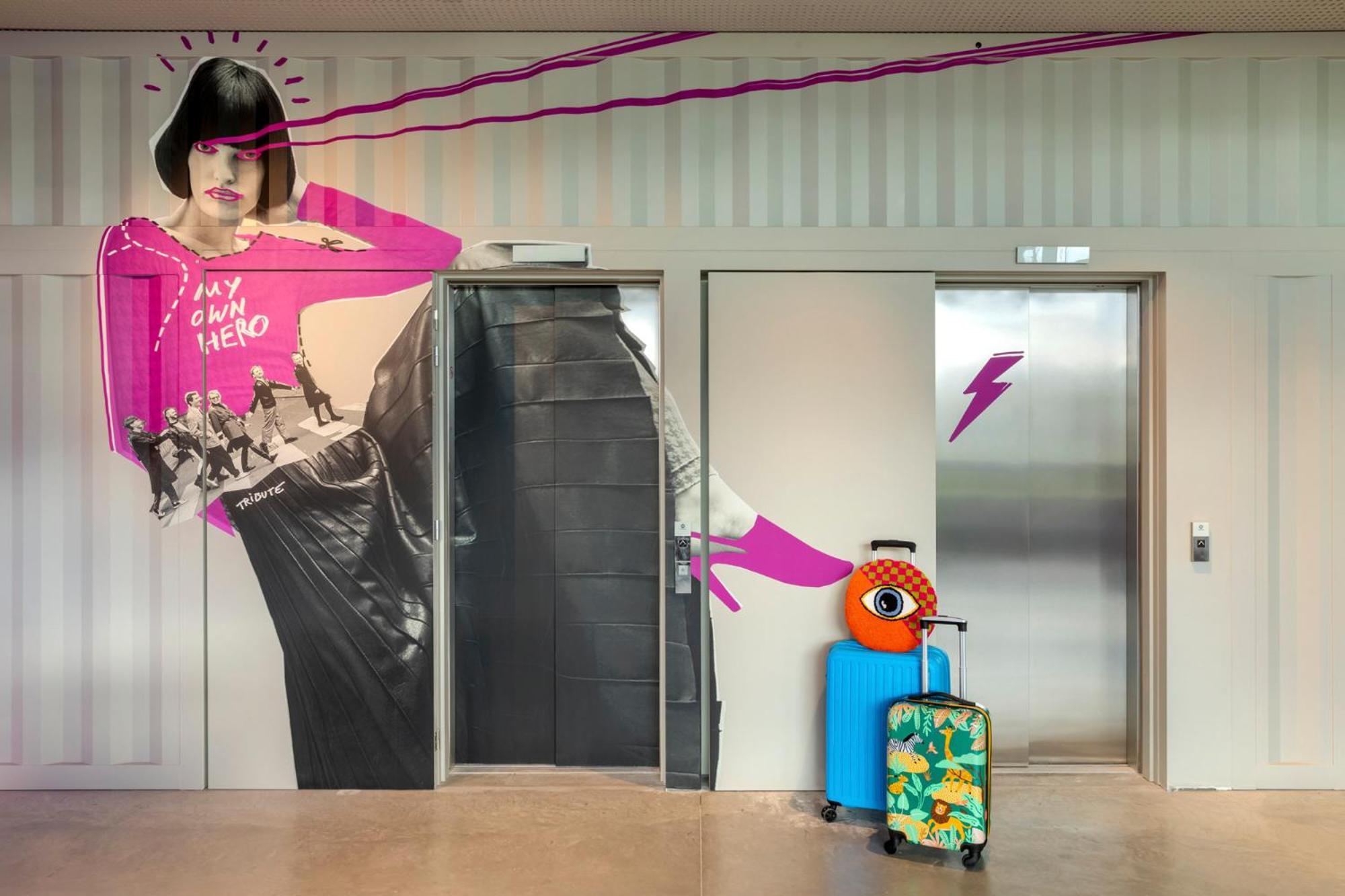 Moxy Antwerp酒店 外观 照片