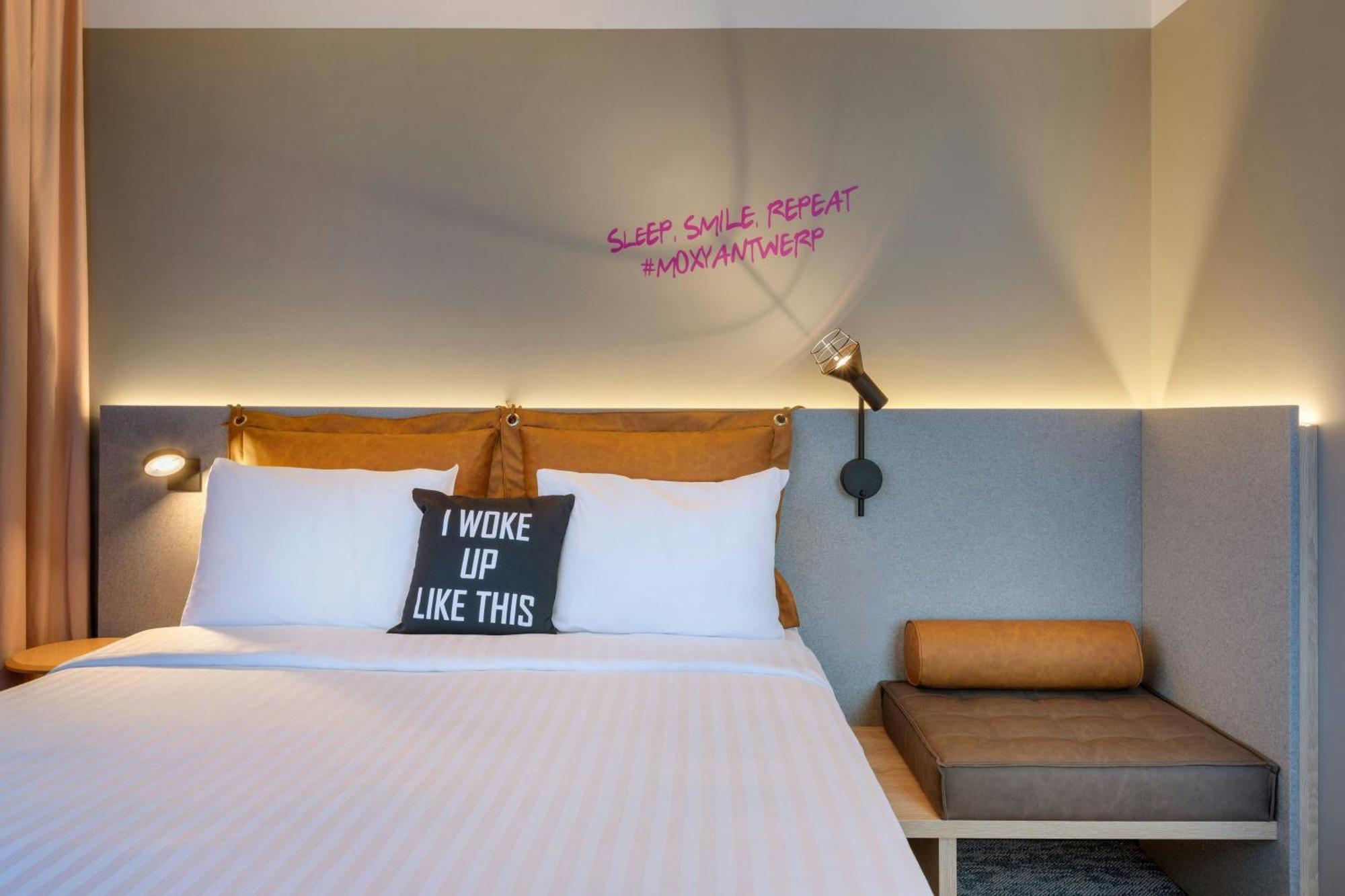 Moxy Antwerp酒店 外观 照片