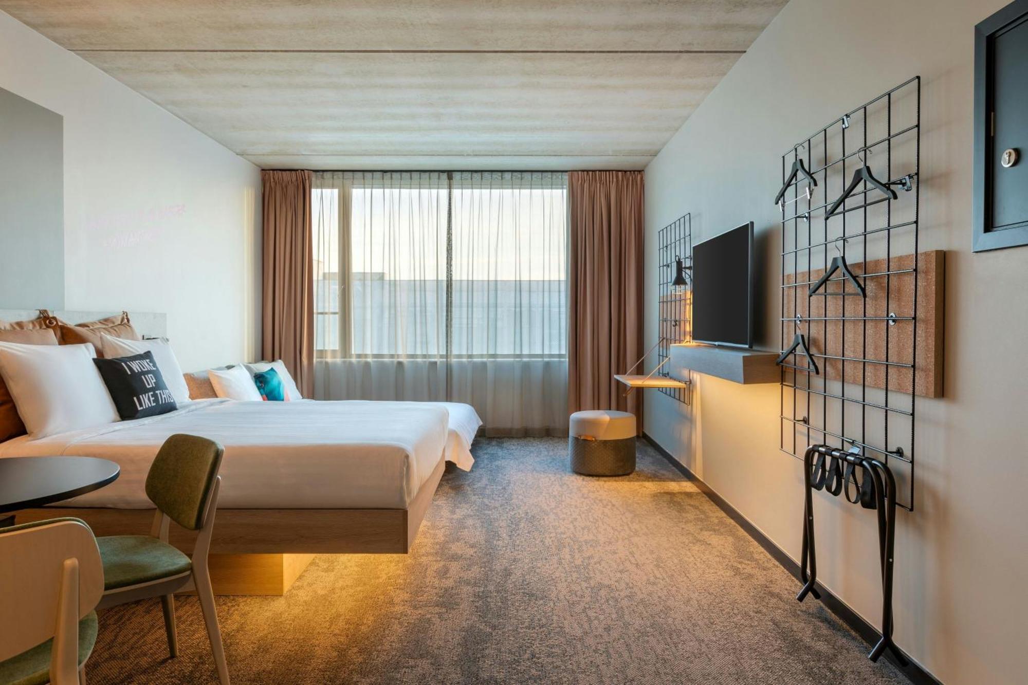 Moxy Antwerp酒店 外观 照片
